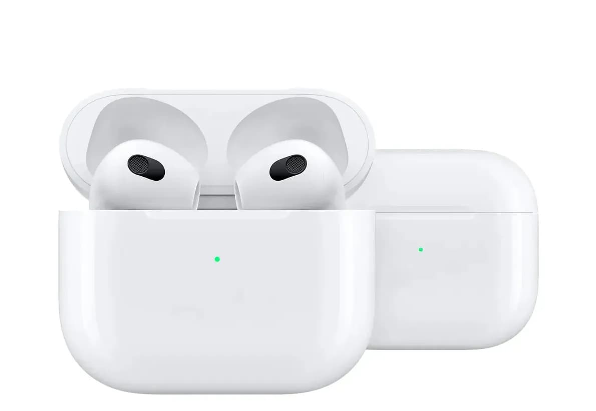 Apple AirPods 3 (MagSafe)-4